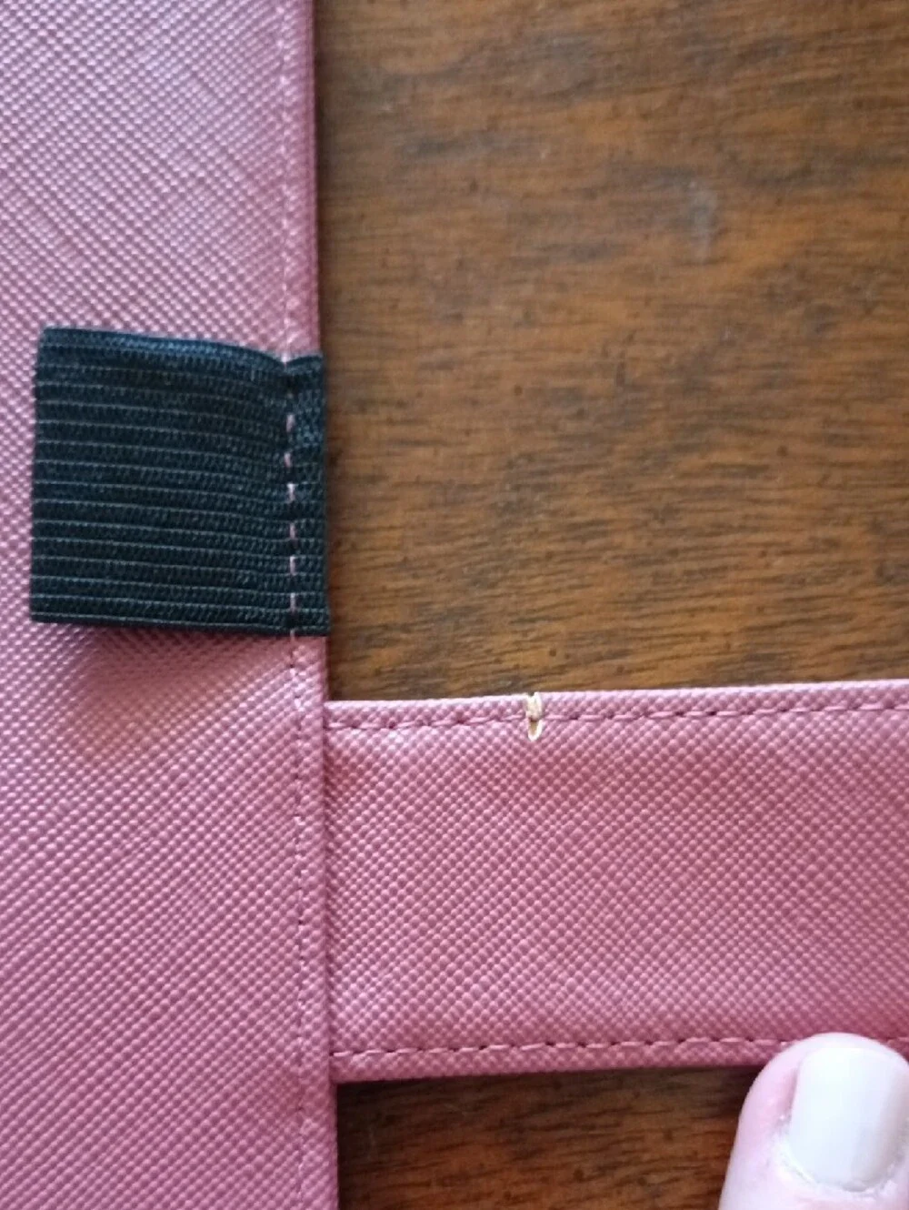 Janes Agenda disc rouge pink saffiano vegan leather binder with magnetic closure - Picture 3 of 4